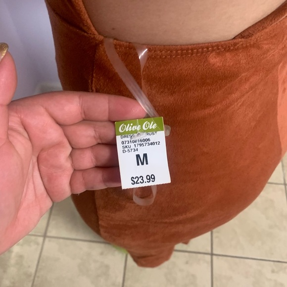 Polyester medium size orange rust cross back dress - Picture 2 of 4